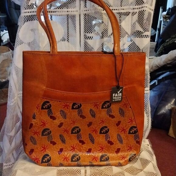 Fair Trade by Contigo leather tote - Picture 1 of 7